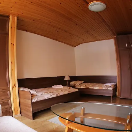 Guest house Aurora *