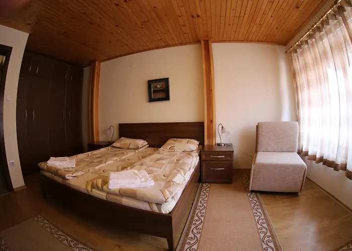 Guest house Aurora 4*